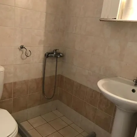 מלון דירות Metropol נידרי